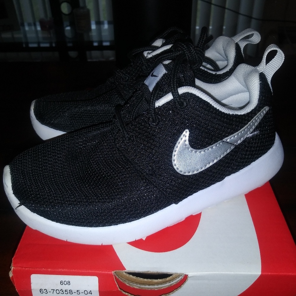 Boys Nike's